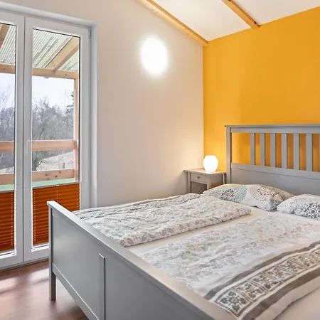 Familienurlaub Mit Pool, * Mittelndorf