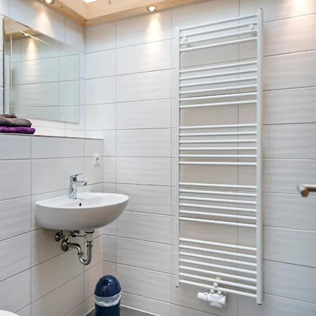 Familienurlaub Mit Pool, בית נופש *