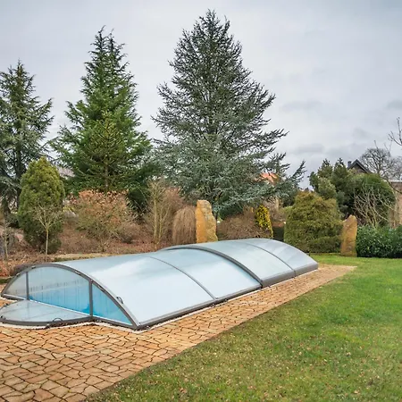 Familienurlaub Mit Pool, *