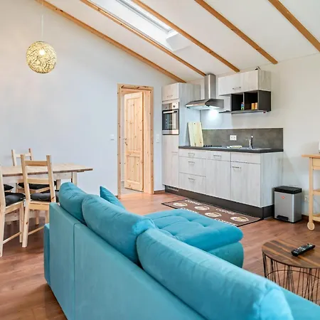 Familienurlaub Mit Pool, * Mittelndorf